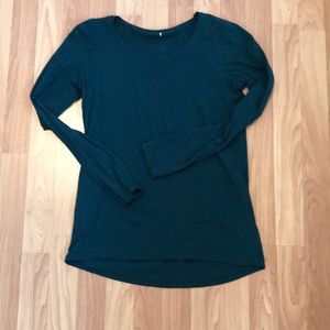Lululemon long sleeve size 4